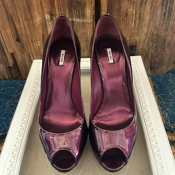MIU MIU patent leather pump open toe maroon burgundy 39 designer